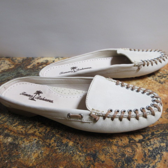 TOMMY BAHAMA CREAM LOW SLIP ON DRIVING SHOES 7.5M
